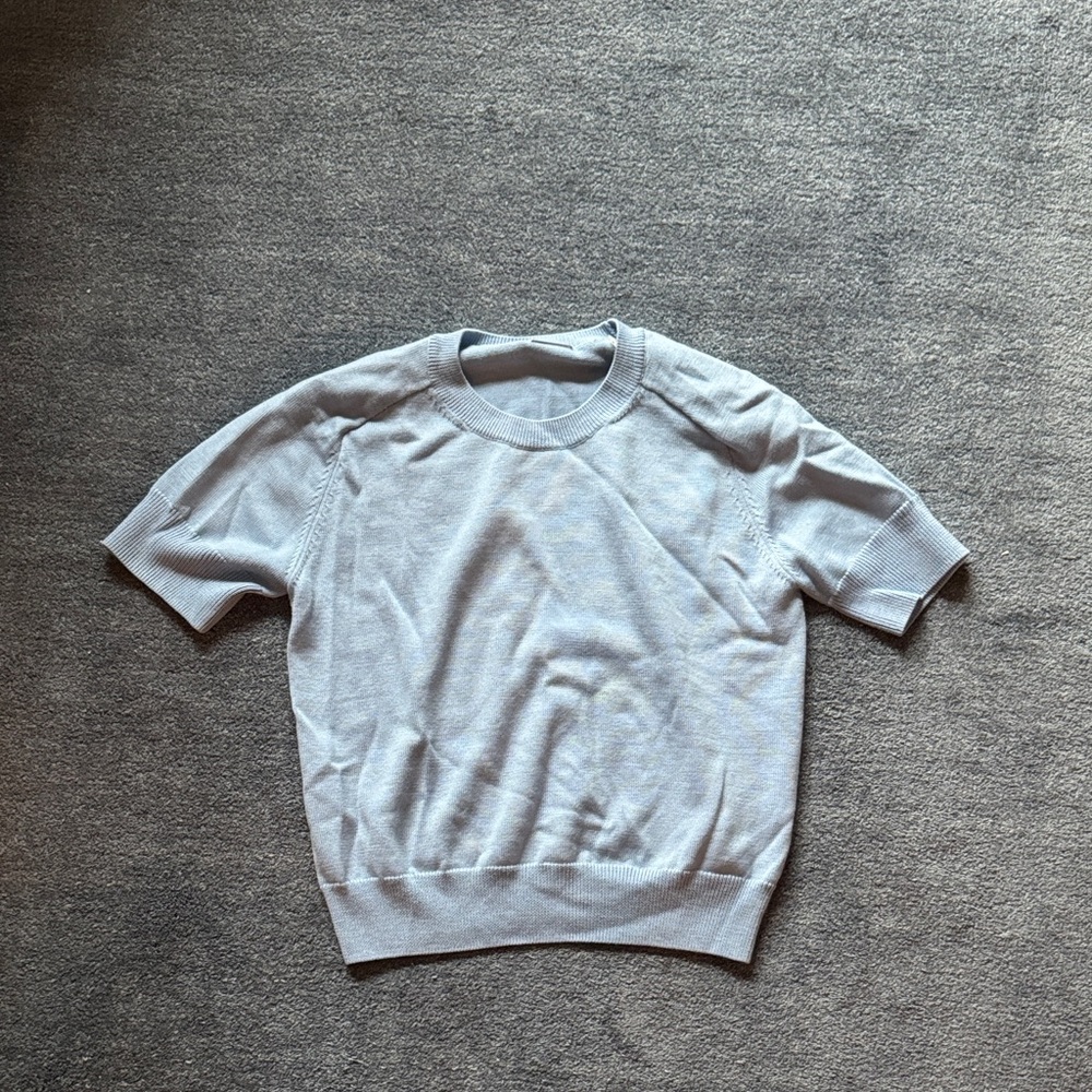 Elie Tahari Light Blue T-Shirt Sweater